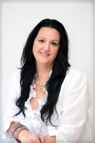 Australian Clairvoyant, Psychic Reader - Marina Dee